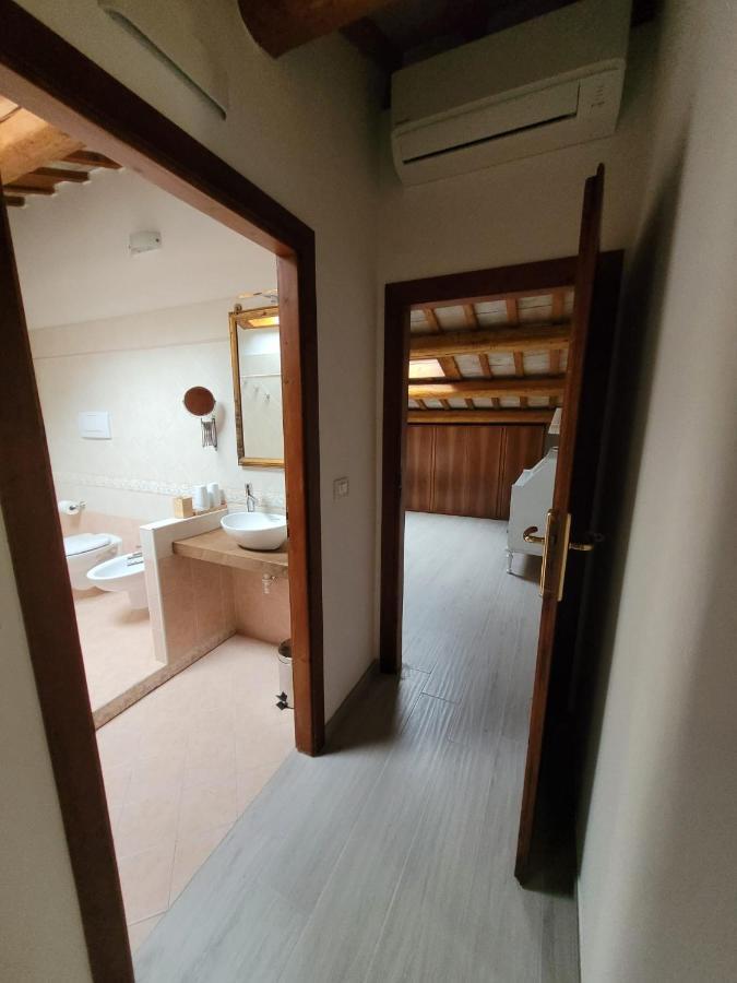 Attic Apartment ริมินี ภายนอก รูปภาพ